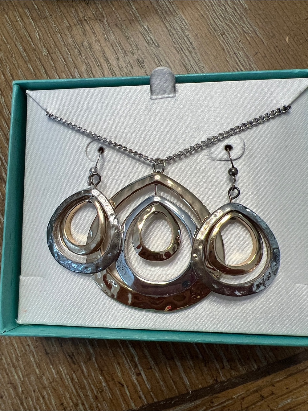 Layered Silver-Tone Teardrop Necklace and Earrings Set